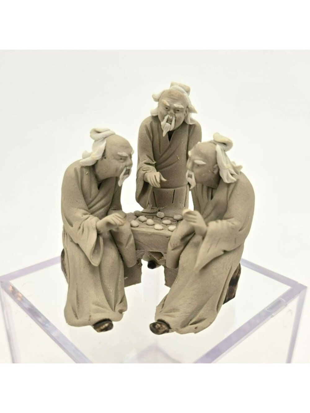 Vintage Asian Mudmen Figurine Of Three Elderly Men Playing Checkers Game je154